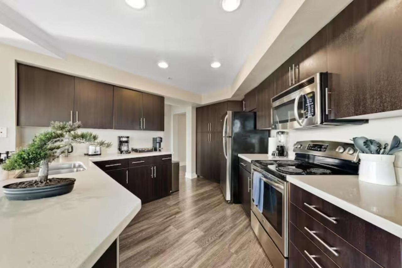 Blue Topaz Retreat - Spacious 3Br Gorgeous City Views Los Angeles Esterno foto