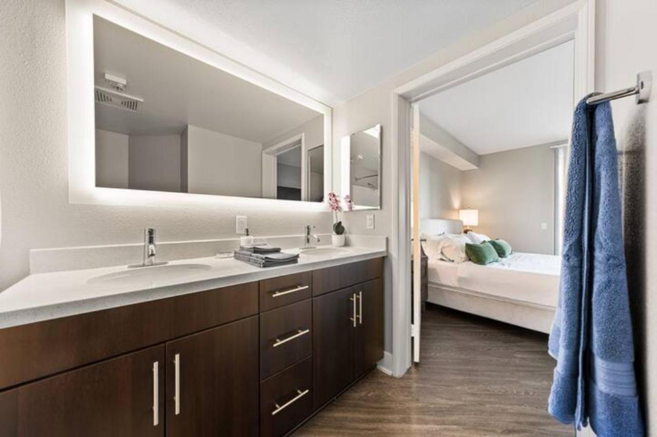 Blue Topaz Retreat - Spacious 3Br Gorgeous City Views Los Angeles Esterno foto