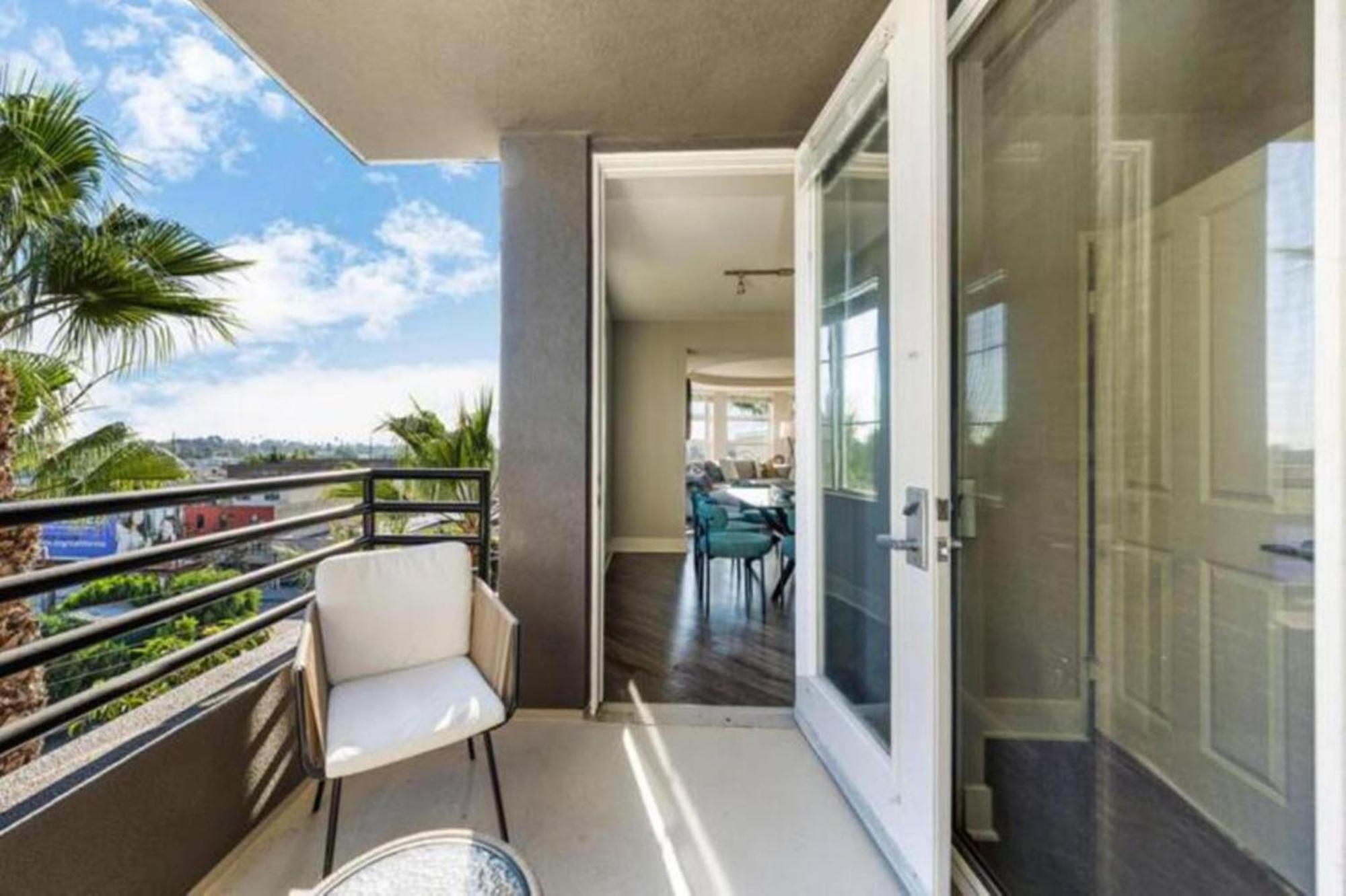 Blue Topaz Retreat - Spacious 3Br Gorgeous City Views Los Angeles Esterno foto